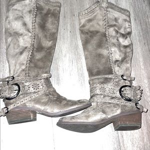 Boots from the Buckle